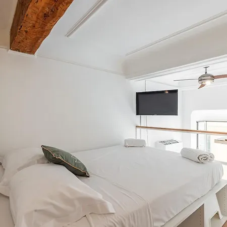Lively District - Duplex Old Town Nizza